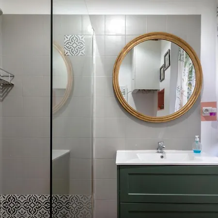 A 20 Metros De La Mezquita Catedral ,apartamentos Turistico Cespedes 5 דירה *