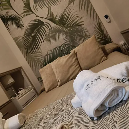 A 20 Metros De La Mezquita Catedral ,apartamentos Turistico Cespedes 5 דירה